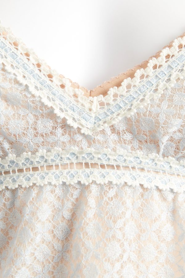 Light Blue Silk Blend Preowned Lace Vest Top Hot on Sale