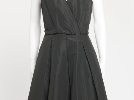 Black Polyester Blend Preowned Knee Dress on Sale