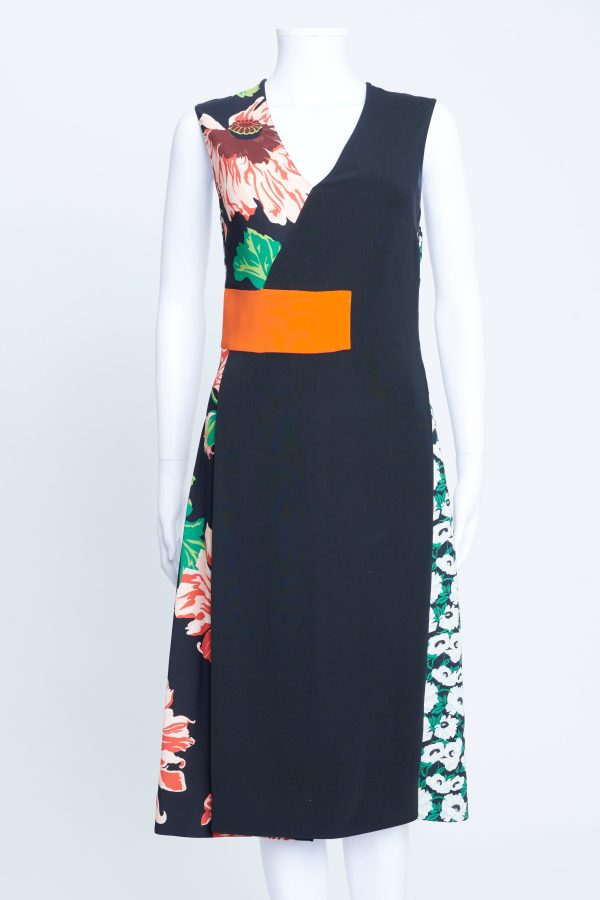 Black And Floral Crepe Panelled Sleeveless Dress Fashion