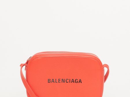 Red Leather Logo Everyday Camera Crossbody Bag Online now