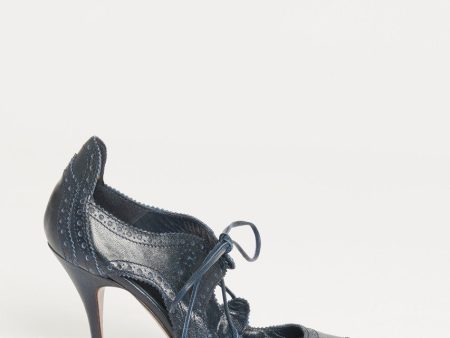 2006 Navy Blue Leather Tie Preowned Pumps on Sale